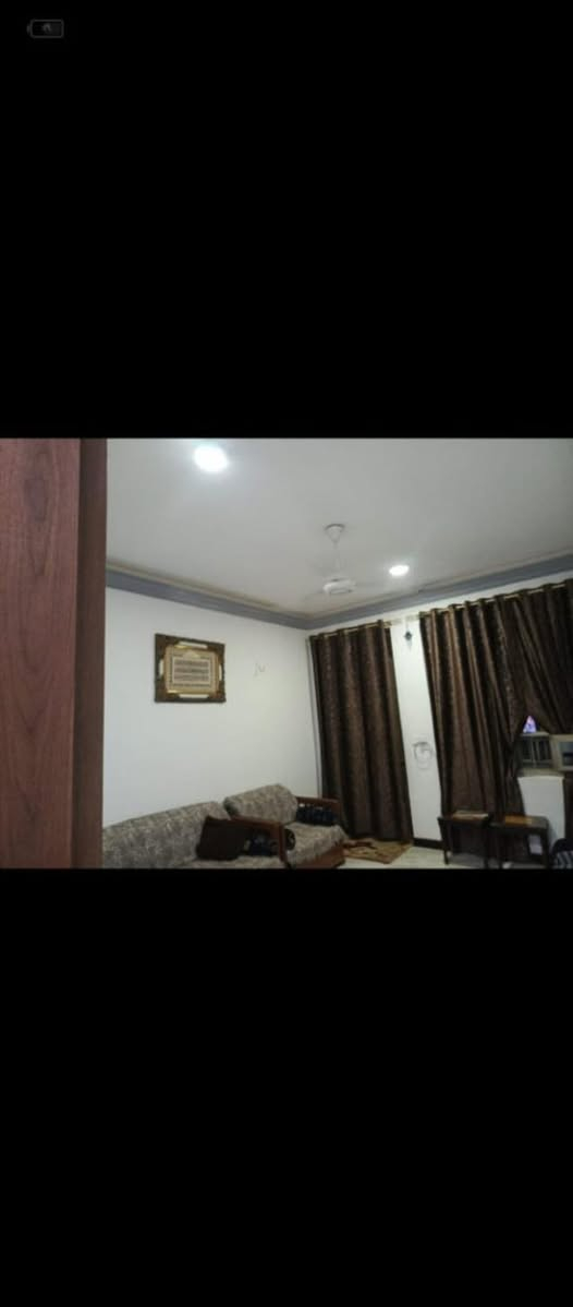 يالله🤲🏻
بيت 50 متر .. بمواصفات بيت 100 متر🏡

 مساحة بيت 50 متر للبيع واجهة 4م × نزال 12:30م)

🍀3 غرف منام نوم مريح وعزل تام.

🍀صالة واسعة تجمع العائلة بكل حب.

🍀مطبخ نظامي عملي ومريح لربة البيت.

🍀السر مو بالمساحة .. السر بالتوزيع الذكي

🍀شاهد الصور وانطونا رأيكم هل تتوقعون هاي المواصفات تكفي بـ 50 متر؟"

📍حي جهاد ديوان مخابرات 
خلف شارع 60
***********
*********** واتساب او اتصل

