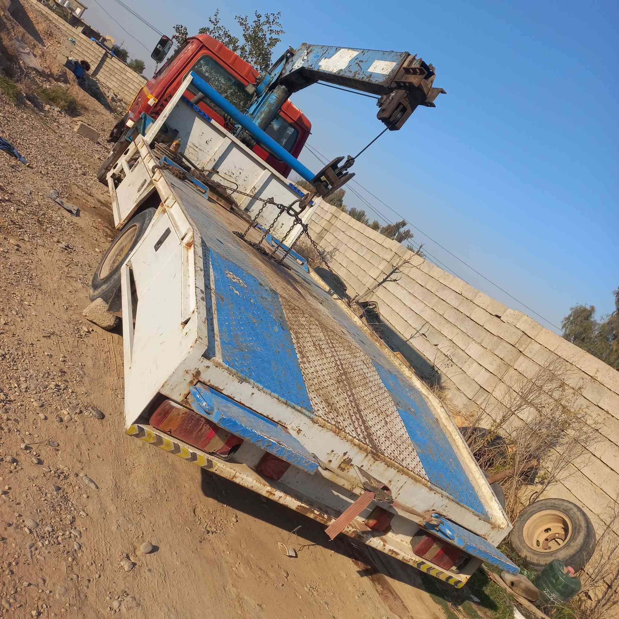 السلام عليكم
كرين نيسان عضم موديل ٩١ رقم نينوى مشروع وطني شرط التحويل.

محرك بي تنقيص قليل كير شرط جهاز تادانا سوبر زت ٣ طن سلايتين جاهز للعمل.

السعر ١٢٠ وبي مجال بسيط 

***********

***********

العنوان صلاح الدين قضاء العلم
