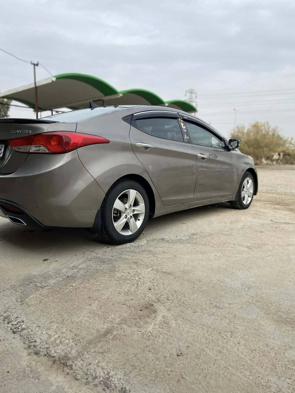 سلام عليكم النترا وراد خليجي ٢٠١٣ رقم سليمانية دولي 
هزة وسنوية ل٢٠٣١ بسمي تحويل وكالة بليعجبك مكاني ديالى الخالص سيارة كاملة بدون أي نقص تبريد تدفئة تخم تاير كلة كامل بيهة شخوط وبارد بصفحة عكس لسايق عوضعهن بس بارد
وجراد شوي  السونار بل منشور ( مكينة ١٨٠٠ دوش) لشراي يتصل (***********) (***********) اتصل وبلخدمة🩷
