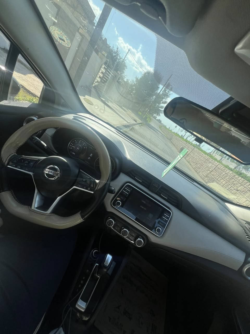 فيرسا 2021
قطعة صبغ وبيها مكانين بارد 
كير مكينة شرط 
ماشية 73 الف ميل 
مكانها الموصل 
سعرها 115$ وبيها مجال


**إذا كنت صاحب هذا الإعلان وتريد حذفه لأي سبب، رجاءا أرسل رسالة إلى الدعم الفني**