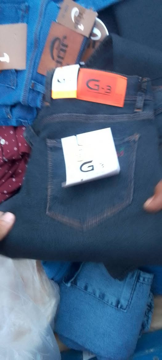 السلام عليكم 
مكلف بلنشر 
بنطلون تركي درجة اولى بسعر 15الف 
قياسات متوفره توصيل 1000دينار جميع مناطق الرفاعي 
راسلنا على الخاص يجيك القياس الي يناسبك


**إذا كنت صاحب هذا الإعلان وتريد حذفه لأي سبب، رجاءا أرسل رسالة إلى الدعم الفني**