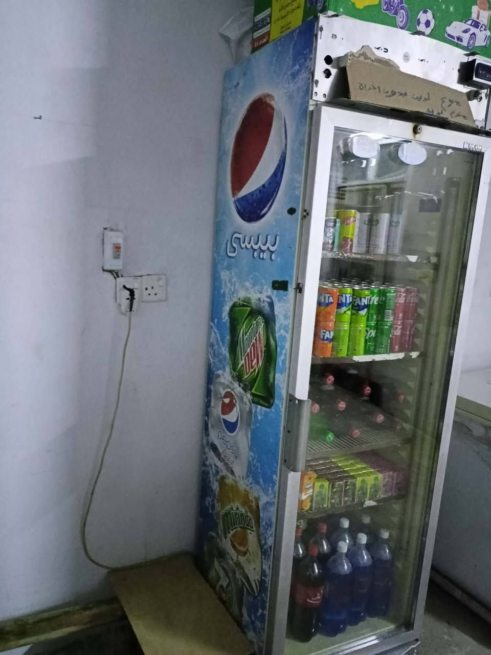 عارضه للبيع شرط شغاله تجمد عريضه نظيفه 200 وبيها مجال***********
