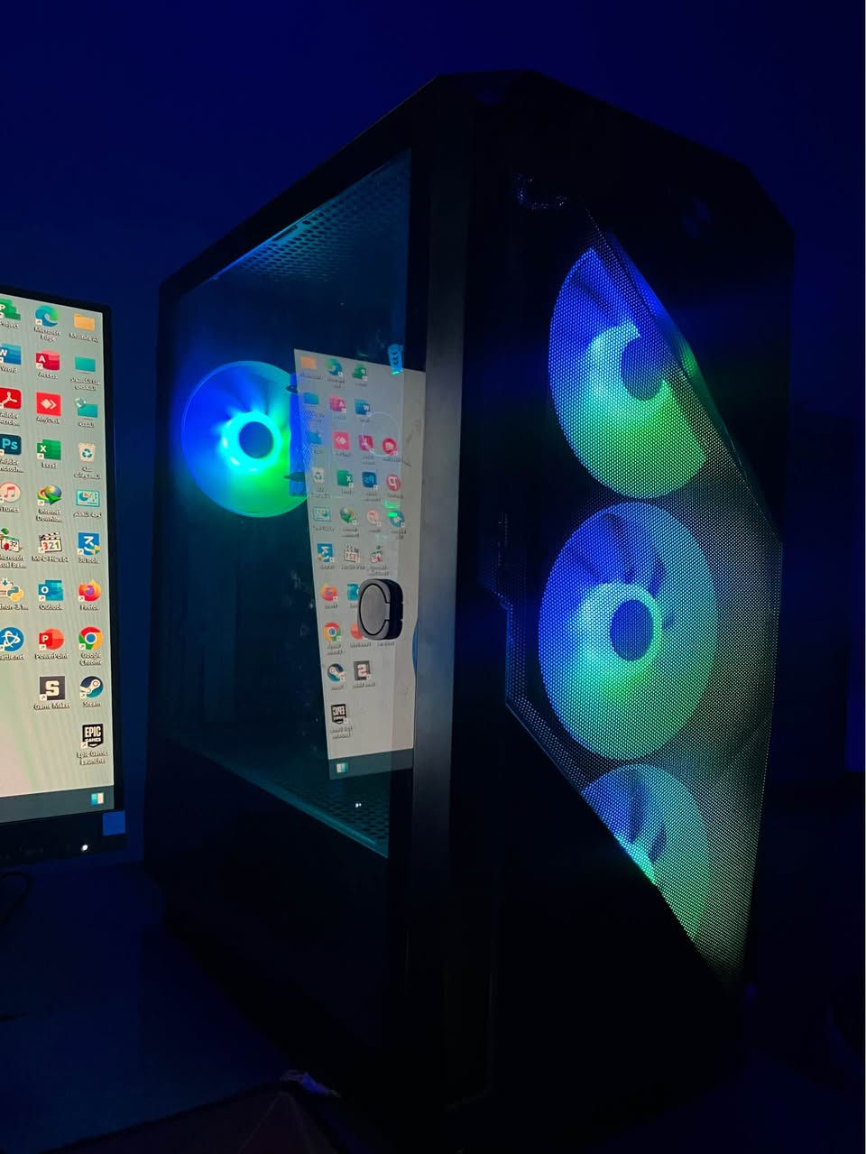 تجميعة كاملة بدون كرت شاشة + المعالج بي كرت شاشة داخلي يكفي ويوفي يشغل اغلب الالعاب القويه مثل فيفا او تومب رايدر او ردد ردبشن او فورتنايت وغيرها هواي العاب قويه تشتغل وبدقة عالية
AMD ryzen 5 pro 4650G : المعالج
16 mg : Ram
POWER 600W
Case galax 4fan rgb
Motherboard 450
PHILIPS شاشة نوع
144Hz
1920 × 1080/ 24
كيبورد ميكانيكي
FRNTECH ماوس
جهاز حماية يتحمل 1500VA
السعر 475 وبيها مجال مكاني البصرة
ومتوفر توصيل داخل البصرة وهذا رقمي للأستفسار *********** متوازي عليها ومستعجل ع البيع البصرة, العراق
