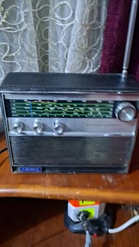 راديو ستينات ياباني قديم ٤ موجات سحب عالي سعر ٥٥ يوجد توصيل 0781236677...