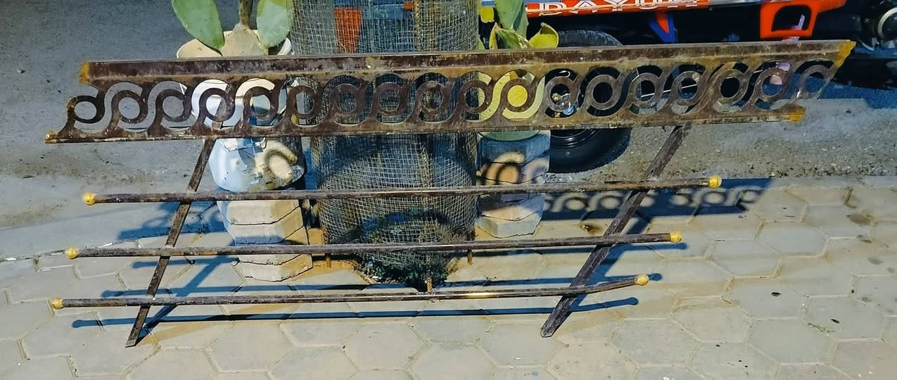 محجر كامل هو وملحقه يشتغل لدرج بيت او درج مشتمل للبيع تواصل معي ***********
