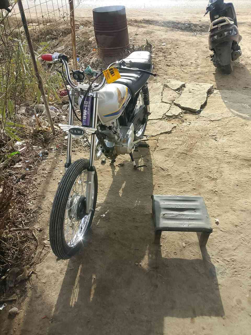 السلام عليكم دراجه للبيع ناعمه موديل 25 السعر خاص الاستفسار ***********
