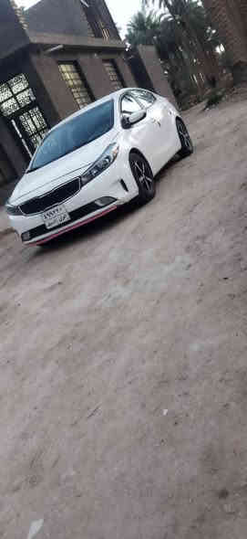 السلام عليكم... فورتي 2018 ماشيه 100 رقم أربيل تخم تاير جديد حداديه صدر كير تبريد ثلج مكينه برغي ممفتوح بيها مكفولات.... مكفوله من التنقيص  السياره جديده بمعنى الكلمه ونصبته حلوه گير المرغوب AT. حادثه جاملغ بارد وبنيد تبديل
#السعر123 وبي مجال بسيط
للاستفسار ***********
