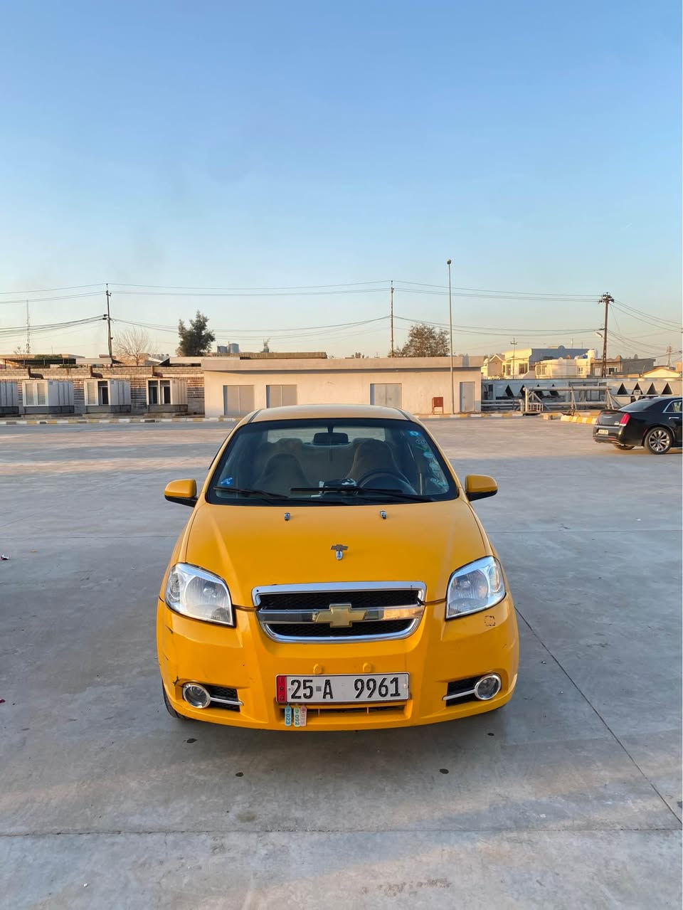 افيو موديل 2008 
يەک پارچە تیایە سەنەوی تازەیە رەقمی تازەیە 
دەفتەر بەنزینی هەیە سەیارەکە مەسرەفی نیە 
سعر45 مەجالي برايەنەی تیایە
رەقم موبایل *********** كركوك, العراق
