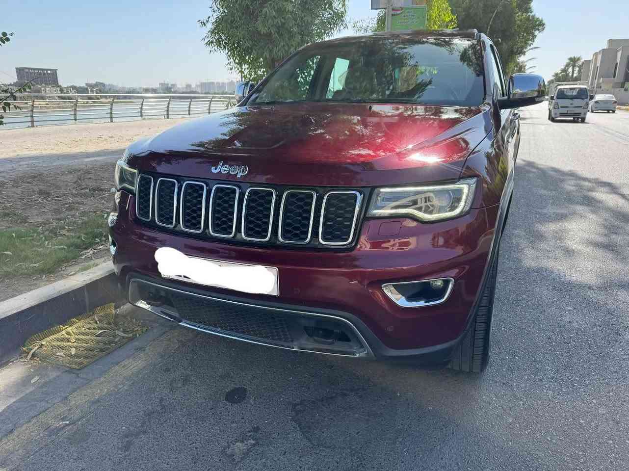 🚙 جيب خليجيه وكالة هارلم (2018) لمتدد بلاس🤍🔥
🛠️ محرك وكير كفالة وكالة
📍 رقم اربيل – فئة Limited Plus أعلى مواصفات
📏 ماشي 62 الف شرط الفحص) فقط
🖤 داخل جلد فاخر لون اوف وايت لون بيجي
🖥️ شاشة جبيرة مع Android Auto و Apple CarPlay
📺 شاشتين خلفية متعددة المهام + شاشة أمامية ثالثة
رادار امامي في الجامه الاماميه
🎶 سستم صوت 18سماعات مع صب ووفر
🌬️ تبريد قطعتين + مقاعد أمامية تدفئة وتبريد
🔥 كشن خلفي مع تدفئة
💺 كشنات ذاكرة + حضن + كهرباء
🌌 فتحة سقف بانوراما + تبريد ثلاجة
🌡️ مناخين منفصلين
🔒 تشغيل عن بعد + بصمة
🚨 رادار توقف خلفي + نظام تحذير اصطدام + مانع تصادم
⚙️ شفتات كير خلف المقود (رياضي)
🌧️ حساس مطر أوتو + أوتو ديم مرايا 3 قطع
🔄 مرايا قلاب مع شفط كهربائي
📦 صندوق كهربائي فتح وغلق
💡 لايت زينون + زراك لايت
سيدي جنجر
🛞 ويل كب 20 إنج + تايرات جديدة
✅ صدر جديد بشرط جديد + تايرات جديدة + سنوية باسمه هزه جديده تحويل مباشر 
🎨كفاله عامه من الفتح وصبغ 
سونار جديد تاريخ اليوم مرفق مع الصور
مكان تواجد السيارة: بغداد / العطيفيه
رقم صاحب السيارة***********
