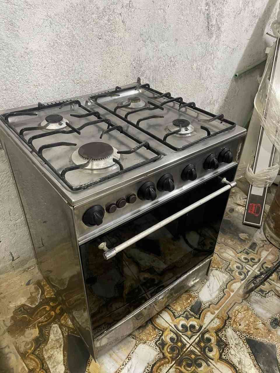 البصره الزبير  اللاستفسار اتصال ***********

طباخات ايطالي باله كويتي شرط الفحص والضنافه 95 ‎%‎ متوفر توصيل جميع مناطق البصره
