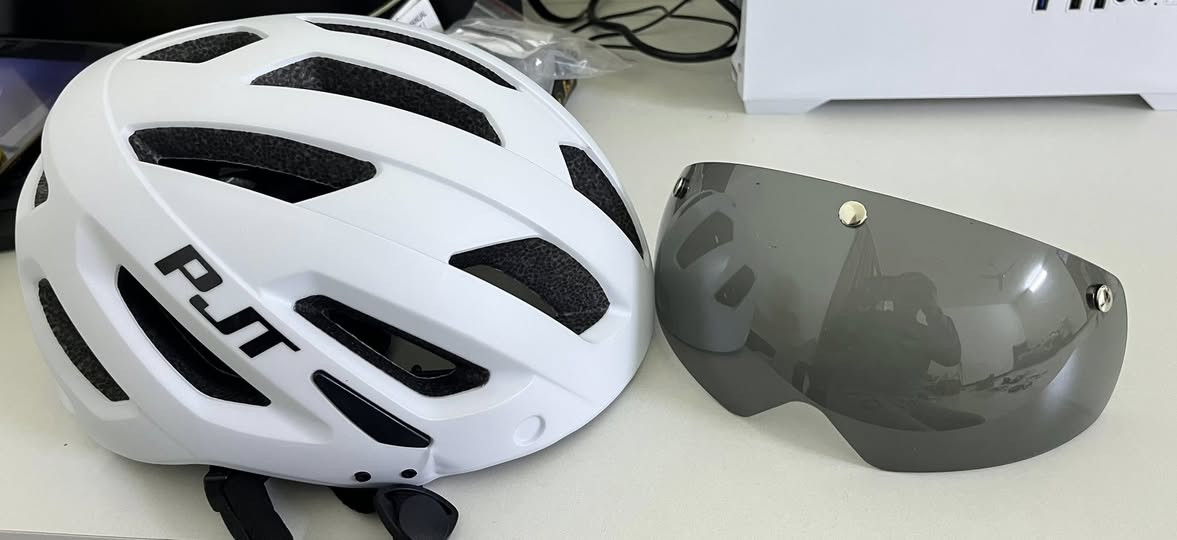 خوذة بايسكل. عدد اثنين قياس 58-61 السعر 15 الف القطعتين
عداد وgps  السعر 10 الاف


**إذا كنت صاحب هذا الإعلان وتريد حذفه لأي سبب، رجاءا أرسل رسالة إلى الدعم الفني**