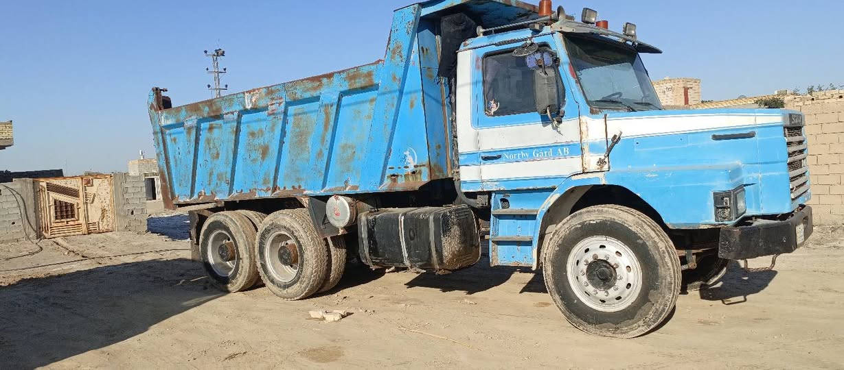 سلام عليكم سكانيا موديل  2000: 12ونص شاصي مكفول مجموعه كتر مكينه 12ونص كير 5*5 سياره خير من الله رقم بصره مداور ثاني يوم الاستفسار الرقم ***********
