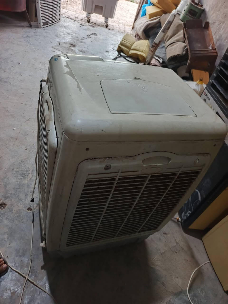 السلام عليكم مبرده شغاله للسرعه والعيب ما بيها السعر 60 ومجال بسيط***********
