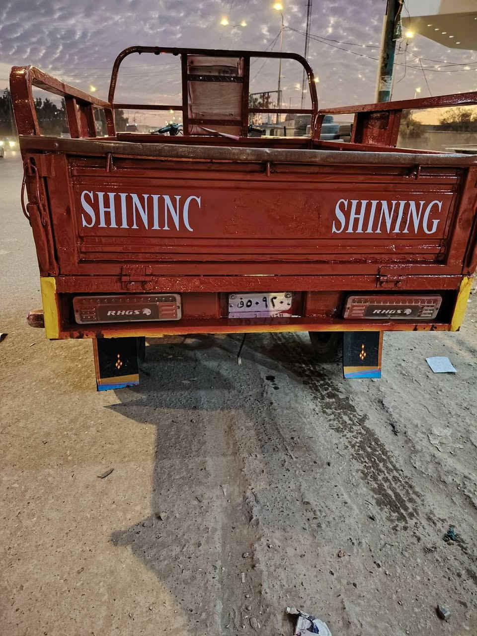 سلام عليكم ستوته للبيع موديل2014 وبيهه مكينه 2021 رقم ابيض الماني قادسيه مداورهه شوكت مايعجبك كهربائيات كلهه شغاله دبلات شغاله ركبه مكفوله مكينه وكير مكفولات بدي مصبوغ حراري اثار جرد ورك عالي مامدكوك تخم تاير جوبلس ستوته حلوه ونضيفه مكان ديوانيه مركز المدينه تفاصيل أكثر اتصل وبيك خير وتدلل ***********
