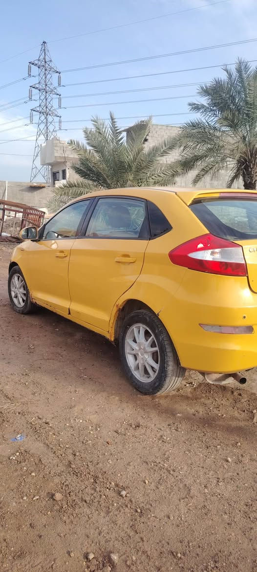 السلام عليكم سيار شيري فلاوين 
جاهزه بيها شوي ملاحظات بالكهربايات
رعيها موجود 
سعر 22 وبيها مجال 
*********** وات ساب فقط رد
