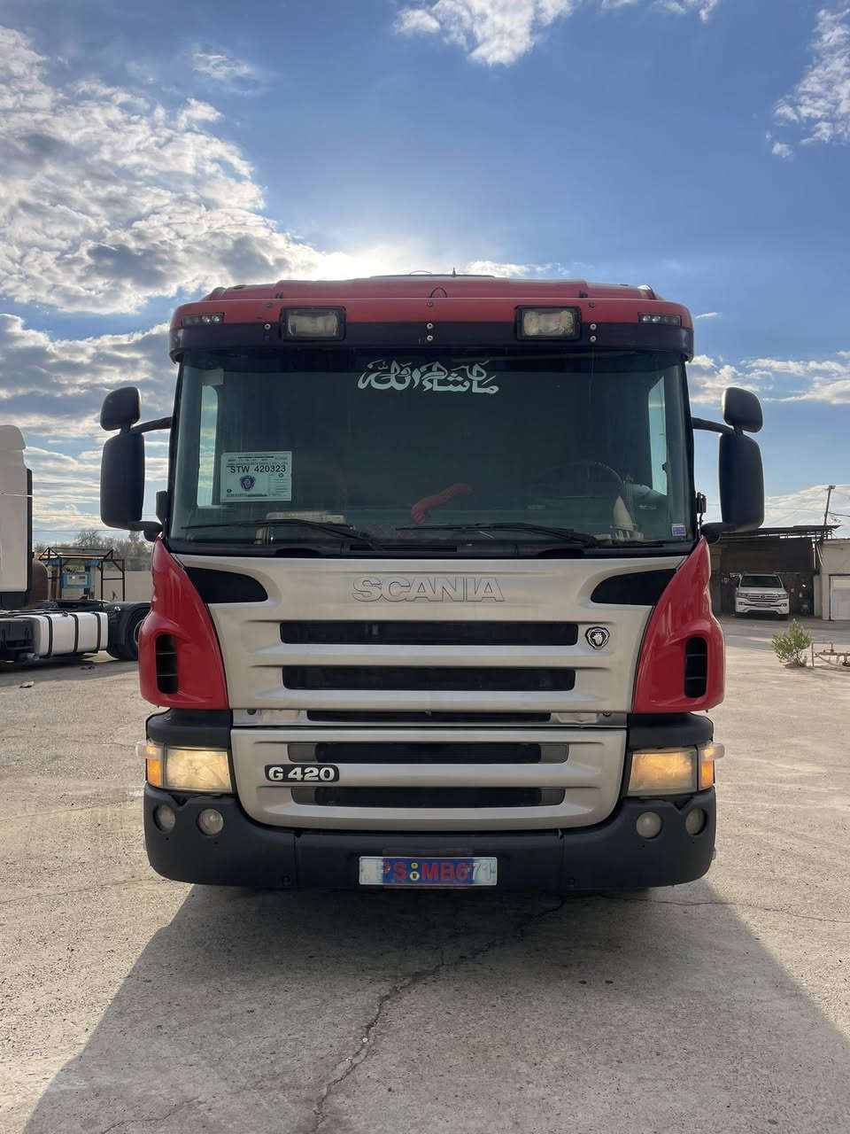 السلام عليكم
اسكانيا موديل ٢٠٠٤ 
سعر (٢٢٥)$ ورقة مجال قليل 
محرك انجيكشن
كير ٣*٣ عادي 
شانصي بلاد ✅
ملاحظة: سيارة رقم اربيل باسم شركة↔️
مكان اربيل 
***********
***********
