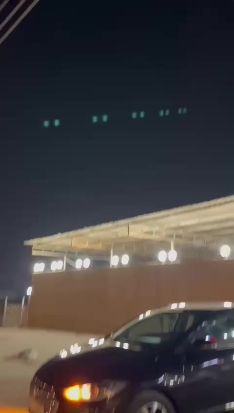 ليكم الانترا ٢٠١٧ رقم سليمانيه رقم وسنويه وهزه كله جديد السياره مكفوله بس تبديل بنيد بدون دواخل السياره كلش نضيفه وستخدام شخصي فول تحكم استيرن مانع انزلاك مثبت سرعه بصمه تشغير وتشغيل عن بعد حلوه السياره مكينه ما ملعوب بيهه علبلاد رايدهه ١١٥ وبيهه مجال لشراي بيع او مراوس حسب القناعه ***********
