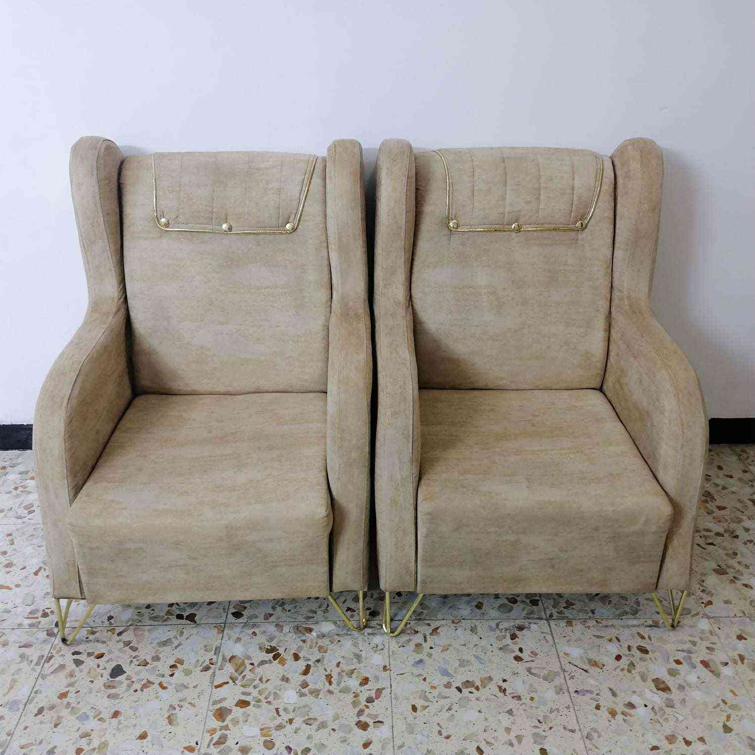 تخم ٧ مقاعد نجاره نضيف مابي اي ضرر بسعر ٢٥٠ وبي مجال بسيط مكانه الدوره


**إذا كنت صاحب هذا الإعلان وتريد حذفه لأي سبب، رجاءا أرسل رسالة إلى الدعم الفني**