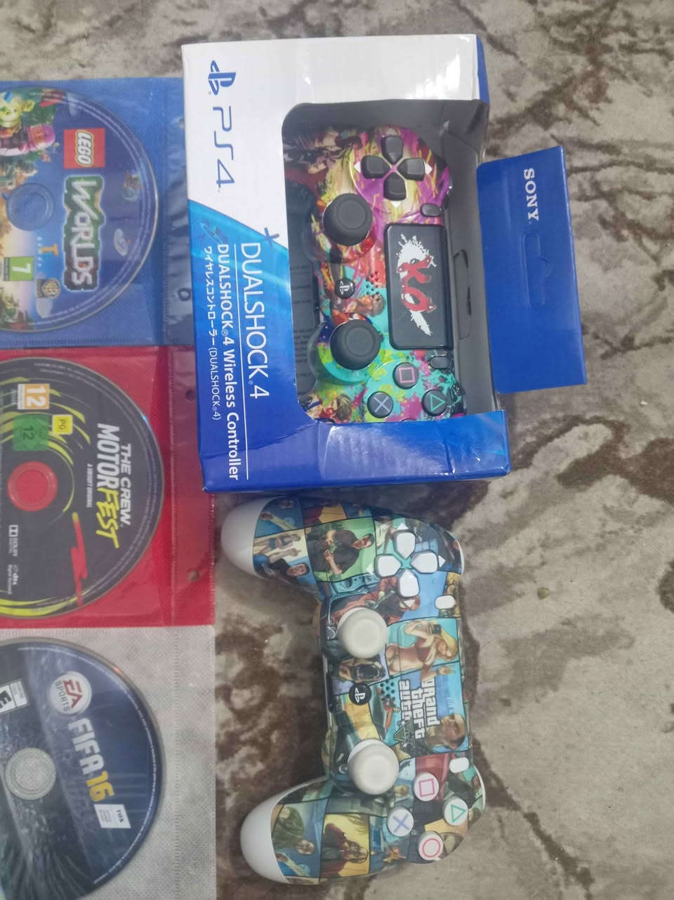 جوستكات اثنين تجاريات شبه الجديد و أقراص بلي ٤ فور مستعمل شغالات

-THE CREW 2
-THE CREW MOTORFEST
-TOM CLANCY GHOST RECON WILDLANDS
-FIFA 16
-LEGO WORLDS

السعر كلشي 60 الف قفل
مكاني بغداد اليرموك بغداد, العراق


**إذا كنت صاحب هذا الإعلان وتريد حذفه لأي سبب، رجاءا أرسل رسالة إلى الدعم الفني**