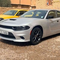 تشارجر SXT • ١٩ الف ميل • حادثة ٣ قطع