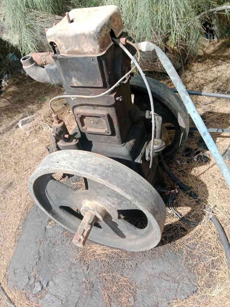 سلام عليكم مولد ابو 8 السعر 500وبيها مجال المكان الناصرية قضاء الرفاعي طريق سيد احمد  ***********
