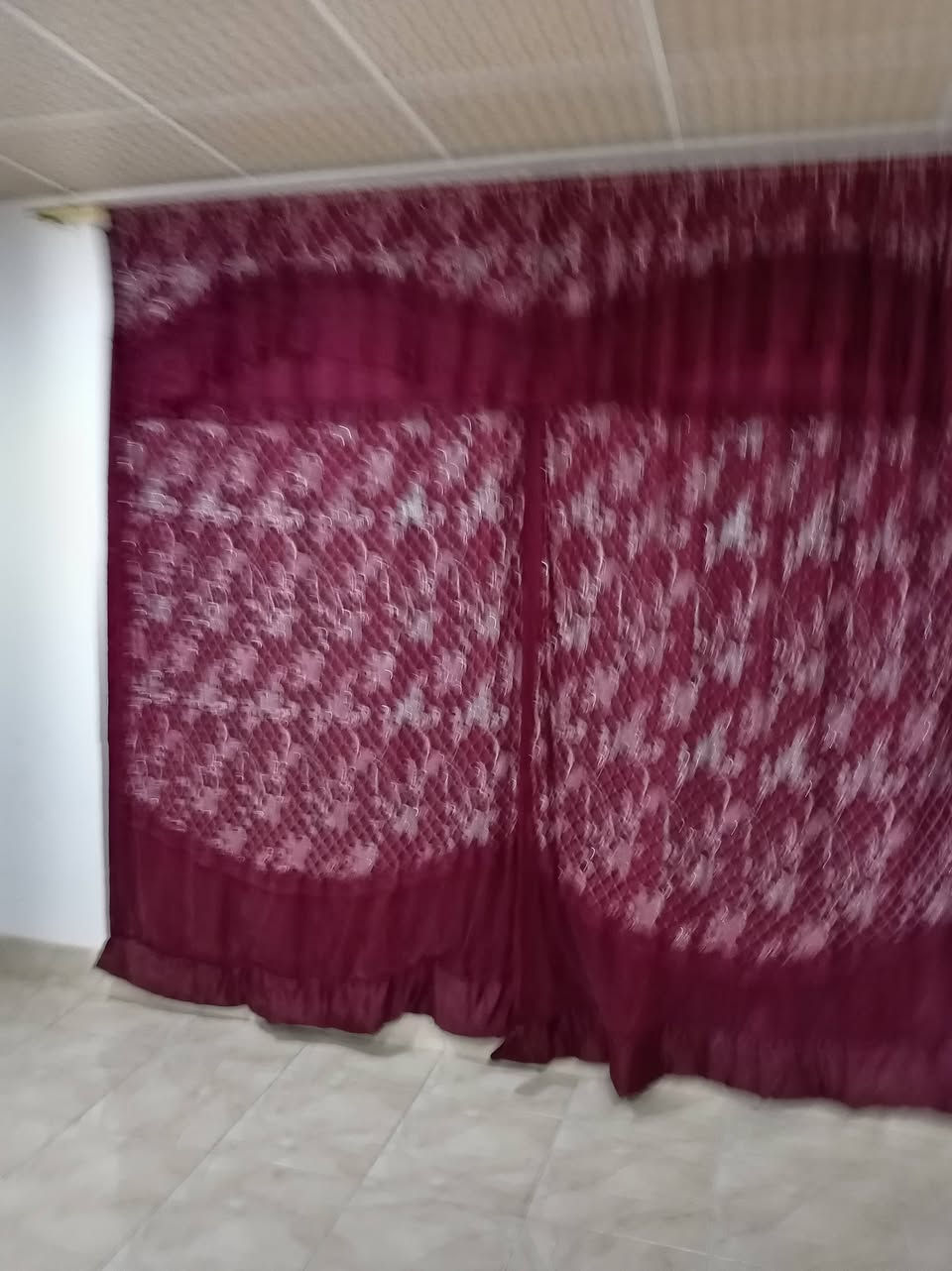 السلام عليكم
مكلف بالنشر 
السعر ٧٠ مليون بي مجال 
بيت للبيع في محافظة ديالى قضاء خانقين حي الشهداء  خلف الكليه الرياضيه طابو صرف قاطين مساحة 120 متر  بيت ر طابقين الطابق الأول  يحتوي على  غرفة نوم عدد1  وهول داخلي ومطبخ  ومناور اثنان بيت فول كاشي بيت كامل سقف ثانوي  وطابق ثاني يحتوي على غرفة نوم عدد2   وصحياة كامل كاشي ومطبخ حار  للاستفسار الاتصال على الارقام التاليه
***********
***********
