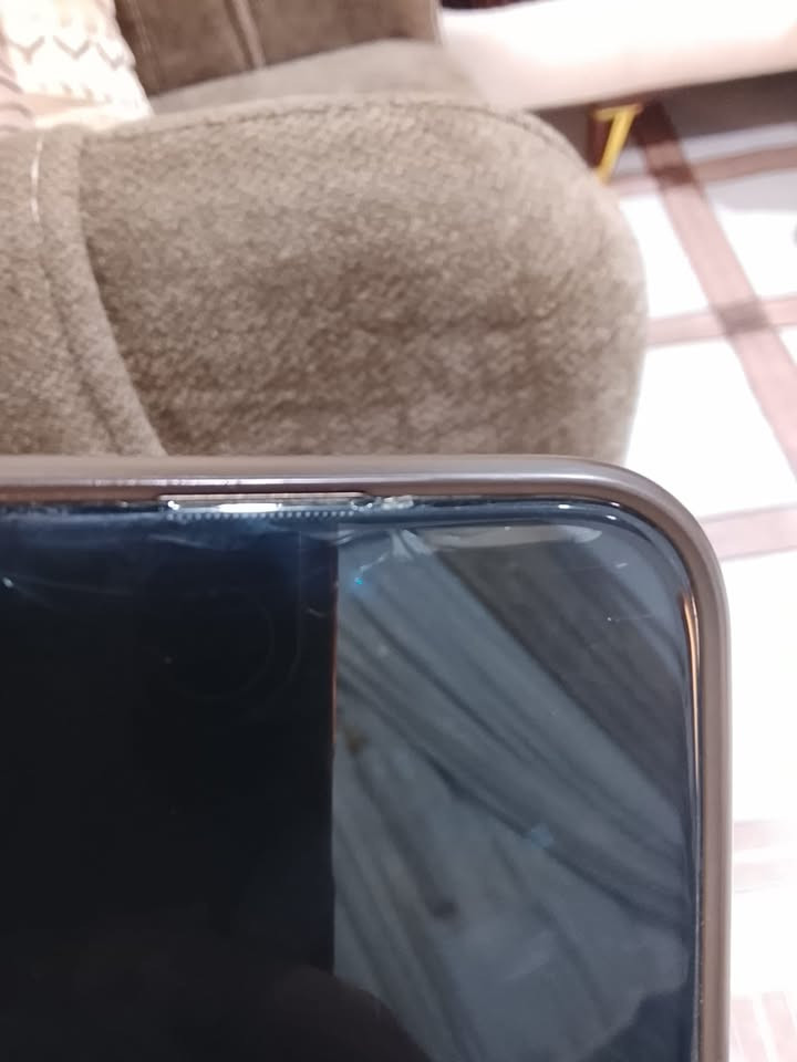 16برو ماكس شرق اوسط مكفول كفاله عامه عده كسر قليل بشاشه   ل باقي كفاله بطاريه 91   مكان بصره ***********سعر 1500
