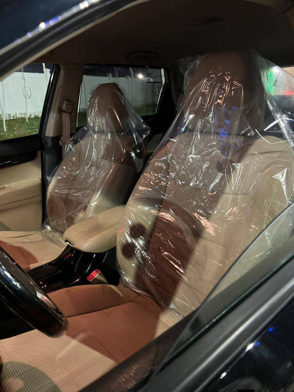 السلام عليكم
سورنتو 2015 للبيع

بصمه

بصمت ابواب

داخل بيجي

داخل صاج

سبعة راكب 

مكينه 4 

ماشي 140

سياره جاهزه. 

سياره بسمي تحويل

السعر اتصل وتدلل

الاتصال *********** او واتساب
