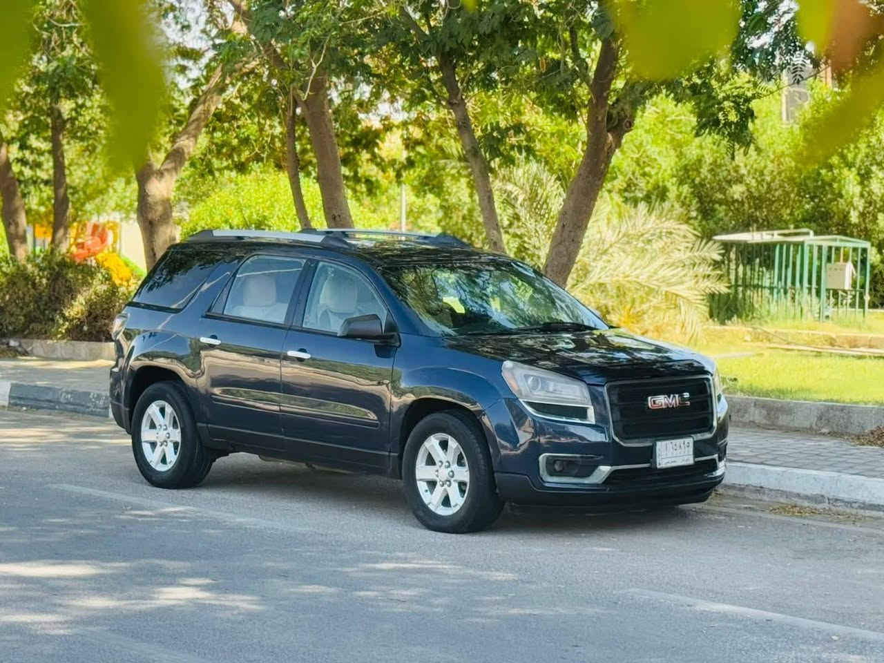 السلام عليكم 

سياره البيع موديل 12راعيه بل حله رقمه بصره سعر 95بيه مجال

الحادث الي دخلت بيه من امريكا 
بنيد وجاملغ الايمن 
ونها بالعراق صار بيه ربع بالجاملغ الخلفي الايسر حادث ستوته وبع مابيهه شي الحمدلله إنه مكلف بل نشر هذا رقم راعيه 
***********
