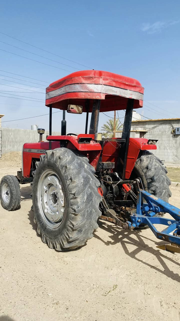 للبيع مكينه يراني 2009 مكينه مكفوله جاهزه للعمل تاير نص عمره وفدان تركي حجم 12
مكان المكينه لانبار الفلوجه 
غير متواجع على الفيسبوك 
رقم صاحب المكينه
‭٠٧٨٢ ٨٩٠ ٧٣٧٩‬ حمد ابو اوس
