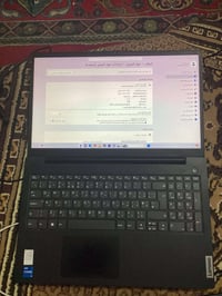 عندي لابتوب للبيع مواصفاته مثل ما موضح بل صوره ونضافه 95% وهديه ويا ما...