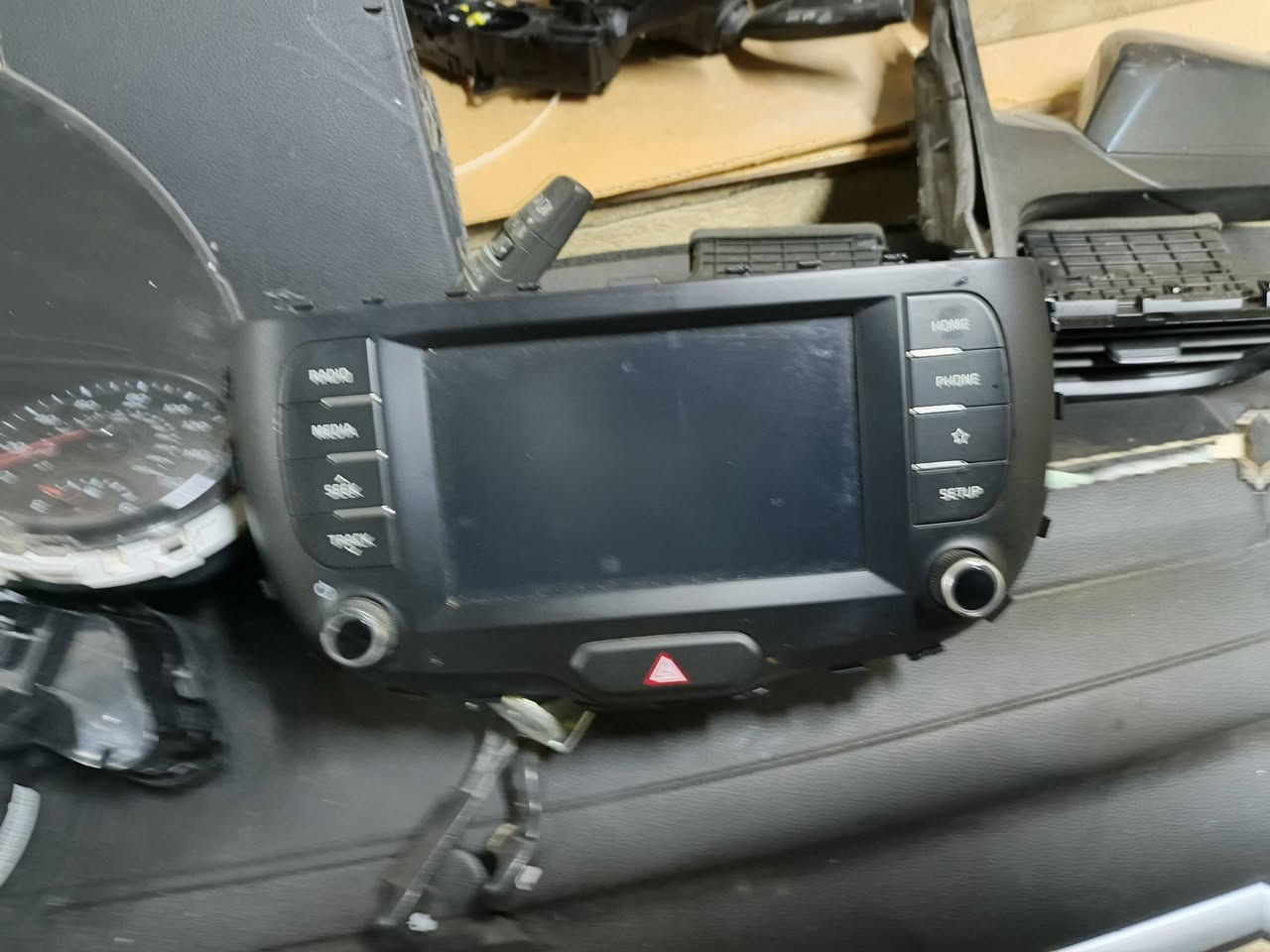 السلام عليكم يتوفردشبول كامل لكيا فورتي صول كونه كي فايف شنو تحتاجه موجود وبسعر تنافسية رادار خلفي رادار تحديد مسار جوزه مع ريمونت شمسيات حزام امان شاشات بورد تبريد تحكم ستيرن فريز تبريد حار وبارد قواعد فيوز داخليه كيلو صندوك وكيلون بنيد ماطور استيرا كهربائي ، جميع الغراض من مديل ٢٠١٩الى ٢٠٢٤ متواجد واتساب ***********
