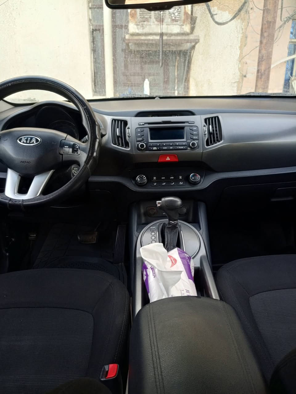 السلام عليكم  اسبورتج خليجي لون سلفر الرقم شمالي  وكالة تحويل مباشر محرك 2400 دوش فور ويل تايرات جديدة باتري جديد صدر خير من الله نظيف وتجي وتشوف السعر المطلوب 143 قابل للتفاوض العنوان بغداد مدينة الصدر موبايل ***********
