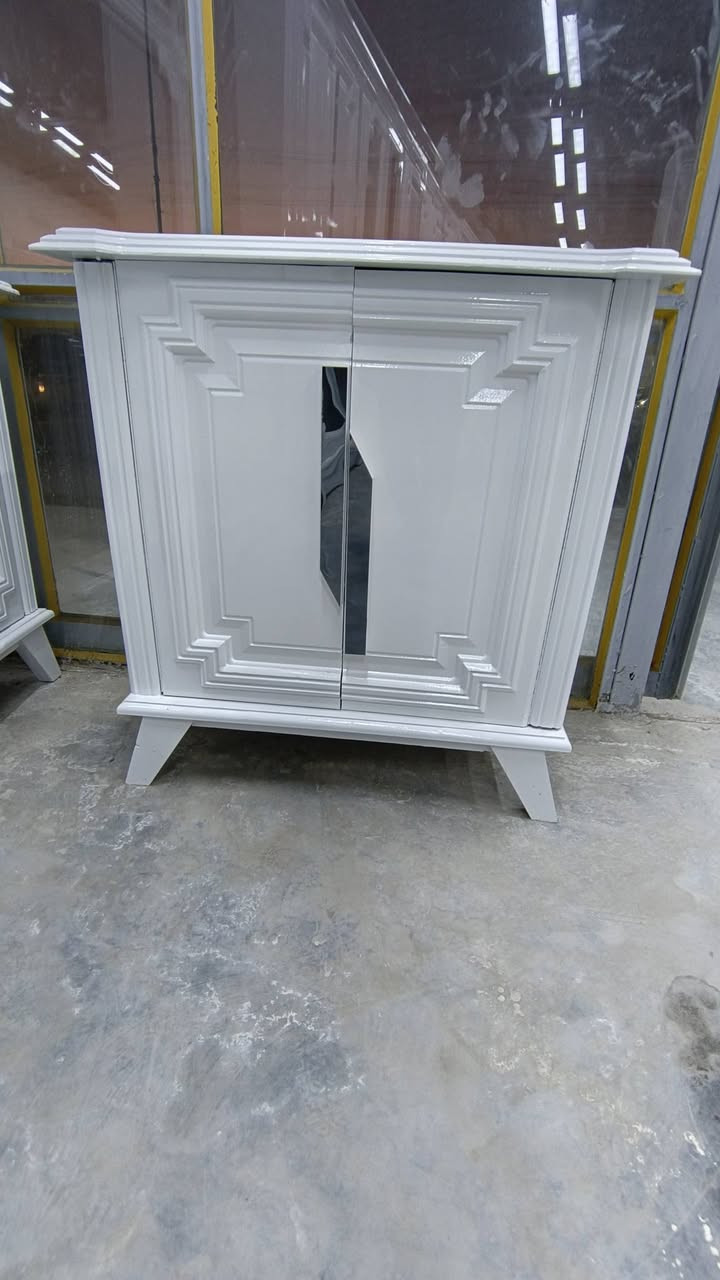 غرفة نوم 6 أبواب مع ملحق داخلي
شغل عراقي على الموديلات التركية وبمواصفات عالية الجودة.
طول الكنترول: 3 متر و20سم
ارتفاع الكنترول: 2 متر و40 سم
زاوية ملابس بارتفاع الكنترول
عرض الزاوية: 1 متر و10 سم
تحتوي على 11 قطعة
الصبغ: درجة أولى
الداخل: صاج
القاعدة: بلوك صاج 16 مليم
الظهر: جرجوبة ضب (براغي)
تنفيذ دقيق وتشطيب عمل درجة أولى
💰 السعر: مليونين وربع
🚚 السعر شامل شد والنقل داخل بغداد
📦 يتوفر شد ونقل لجميع المحافظات

***********
