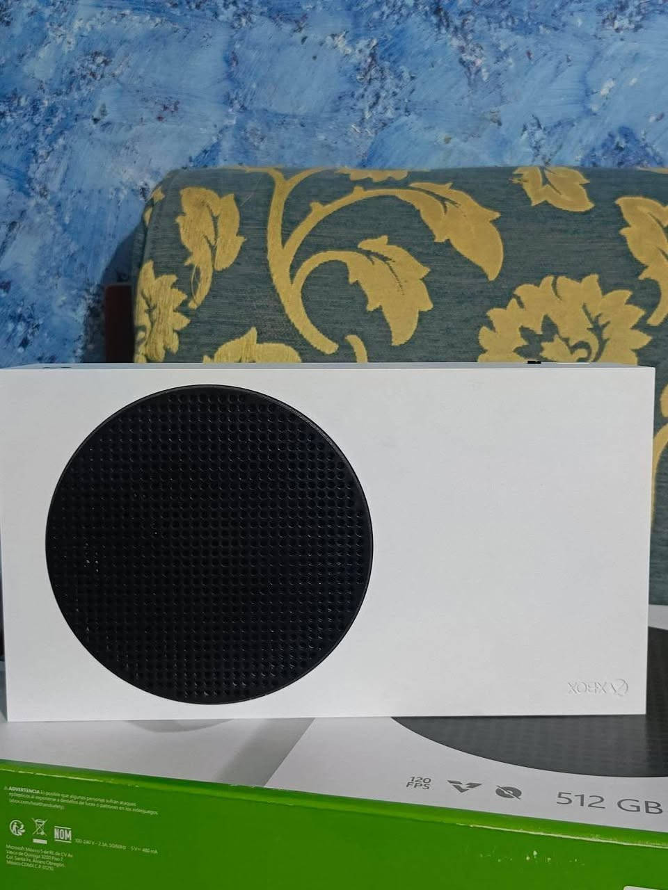 اكس بوكس سيريس اس للبيع مستخدم 30 ساعه فقط كامل ملحقاته الاصلية لوك ستيكر  السعر 350 الف  بي مجال
للتواصل *********** بي واتساب
