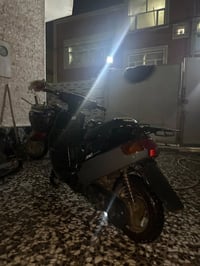 بطة • ١٩٩٩ • معدل