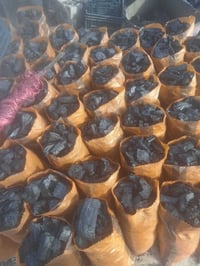 مكلف بل نشر فحم خشن درجه اوله رقم الهاتف 07815969858.    ادمن فدوه واف...