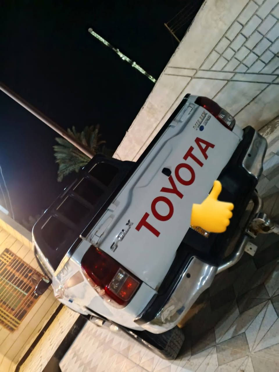 تويوته 16فور ويل سعودي  بصمه وتماتيك..بيع او مراوس حسب الغناعه...السعر خاص اتصل وتدلل.***********.،
