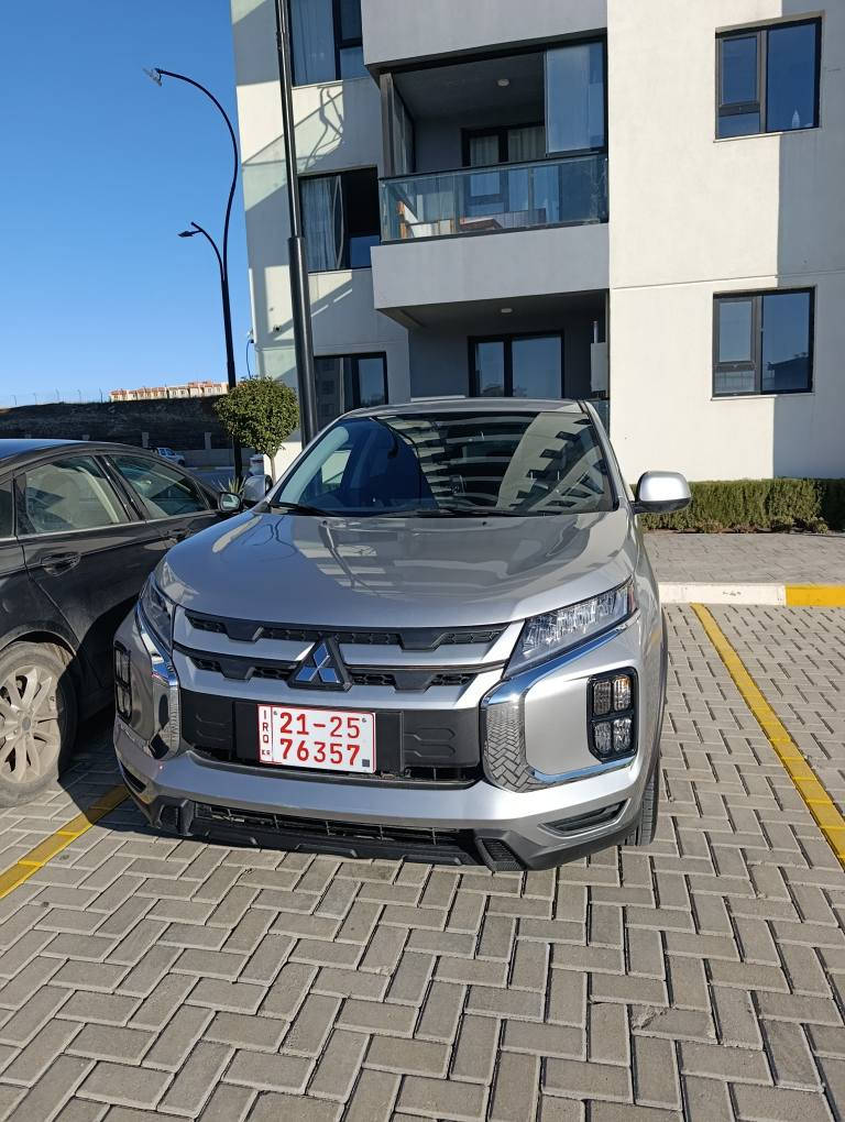 مستەر بۆشی ئاوتلاندەر سپۆڕت مواسەفات 2024 SE ئەمریکی
دەبڵ ئەکسل
ڕادار
جام کارەبا
شاشە 
ئاوێنە کارەبا
لایت لید
جام بیلاد ڕەش
8مایل ڕۆشتووە 
سەیارەکە زۆر پاک و جوانە بێ قرچ و قۆپە بەس بۆنیدی بۆیاخە بێ ناوگرتن بەبێ ئێرباگ جوانترین دەعمی هەیە سپێری شەریکەی دانەگێراوە ماشااللە سەیارەکە نمونەیە لە جوانی سۆنەرەکەیم دانەوە ڕەقەم کاتی 1 مانگی  تیا ماوە شوێنی سەیارەکە لە سلێمانیە
ژ.ت:***********
JA4ARUAU4RU013076 السليمانية, العراق
