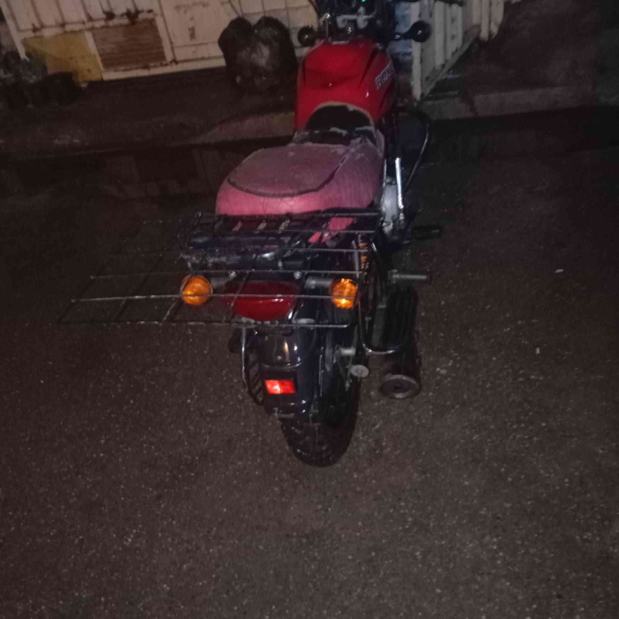 سلام عليكم بوكسر 23 أوراق ماكو اكفلك سرقه بلحريه *********** وتساب ب٧٥٠
