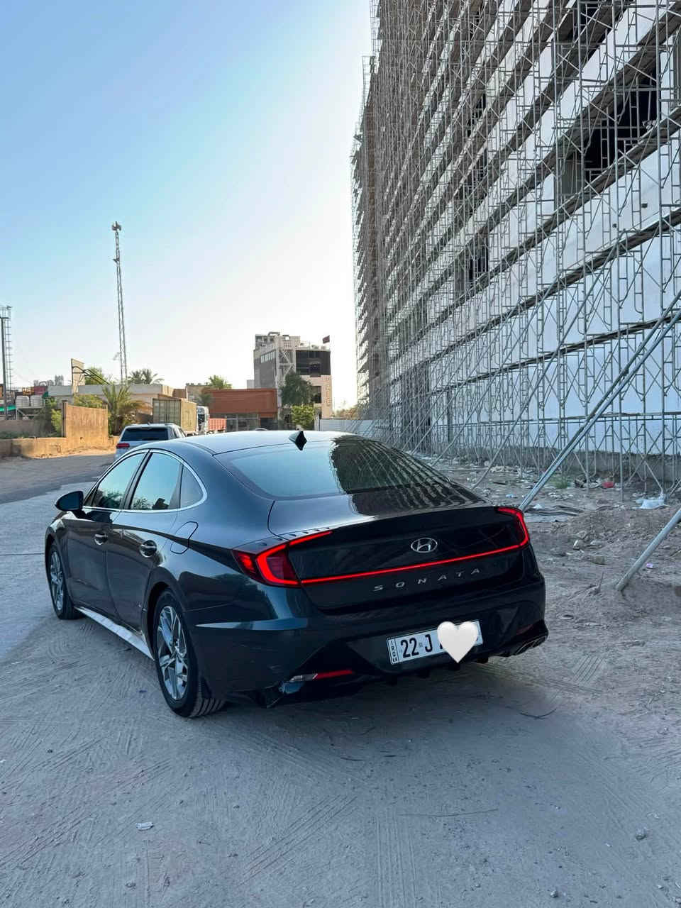 سلام عليكم 

سوناتا 2021 بيع او مراوس 

رقم اربيل الدولي  تريد وكاله تريد تحويل 

حجم المحرك 2500 تنفس طبيعي 

كير مكينه حداديه تبريد برغي مامفتوح وين مايعجبك افحص 

السياره ماشيه 70 ترايها زيرو

السياره ضررها بامريكه فقط بنيد بدون دواخل بدون ايرباك بدون شواصي ولا لغود 
واهنا صار عندي شخط بين البابين شرط الفحص 🤍

الموصفات 
بصمه تشغيل + تشغيل عن بعد 
بصمه ابواب 
شاشه كار بلي + كامره خلفيه دواره 
رادار امامي وجانبي وخلفي 
حساسات ع طول السياره
مانع انزلاق 
تحكمات استيرن 
اشاير بل مري 
ويل كروم 
كشنات كهرباء 
كشنات هيتر 
تحديد مسار 
اربع انضمه قياده 
مثبت سرعه 
قياده ذاتيه 🤍

عندي فديوهات للسياره من الخارج  وللمكينه وللداخل مالتها 🤍

استوني مسويلها بوليش ونانو 3 مراحل السياره جديده بمعنه الكلمه

صارف عليها كلش اهواي تخم تاير ياباني اصلي 
باتري جديد ادامه كامله للسياره  مابيها كل نقص 

مكان السياره كربلاء 

الاستفسار *********** وسعرها كلش مناسب
