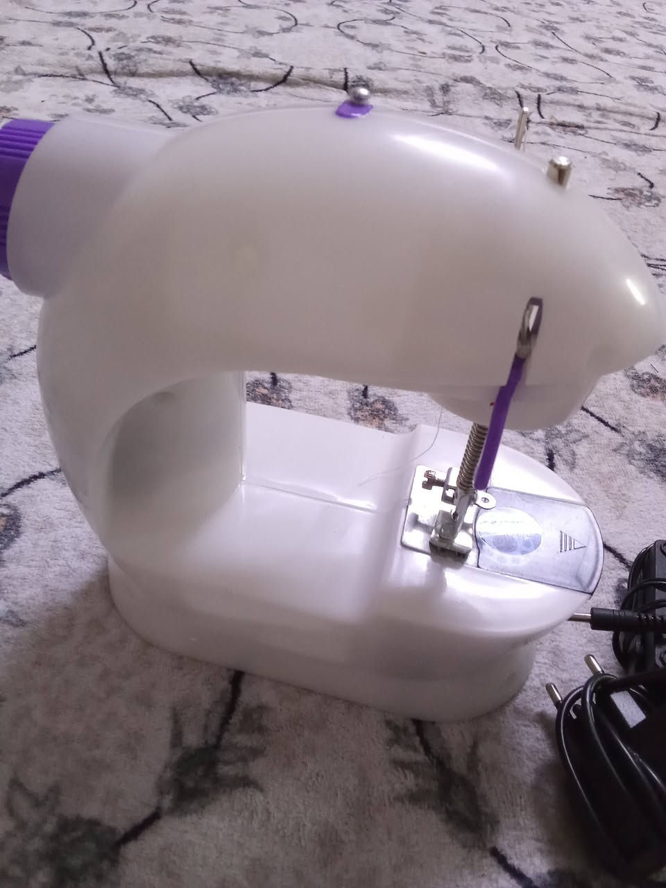 سلام عليكم .جام حاري للبيع بسعر ٤٠+مكينه بسعر ٢٥. الرقم ***********
