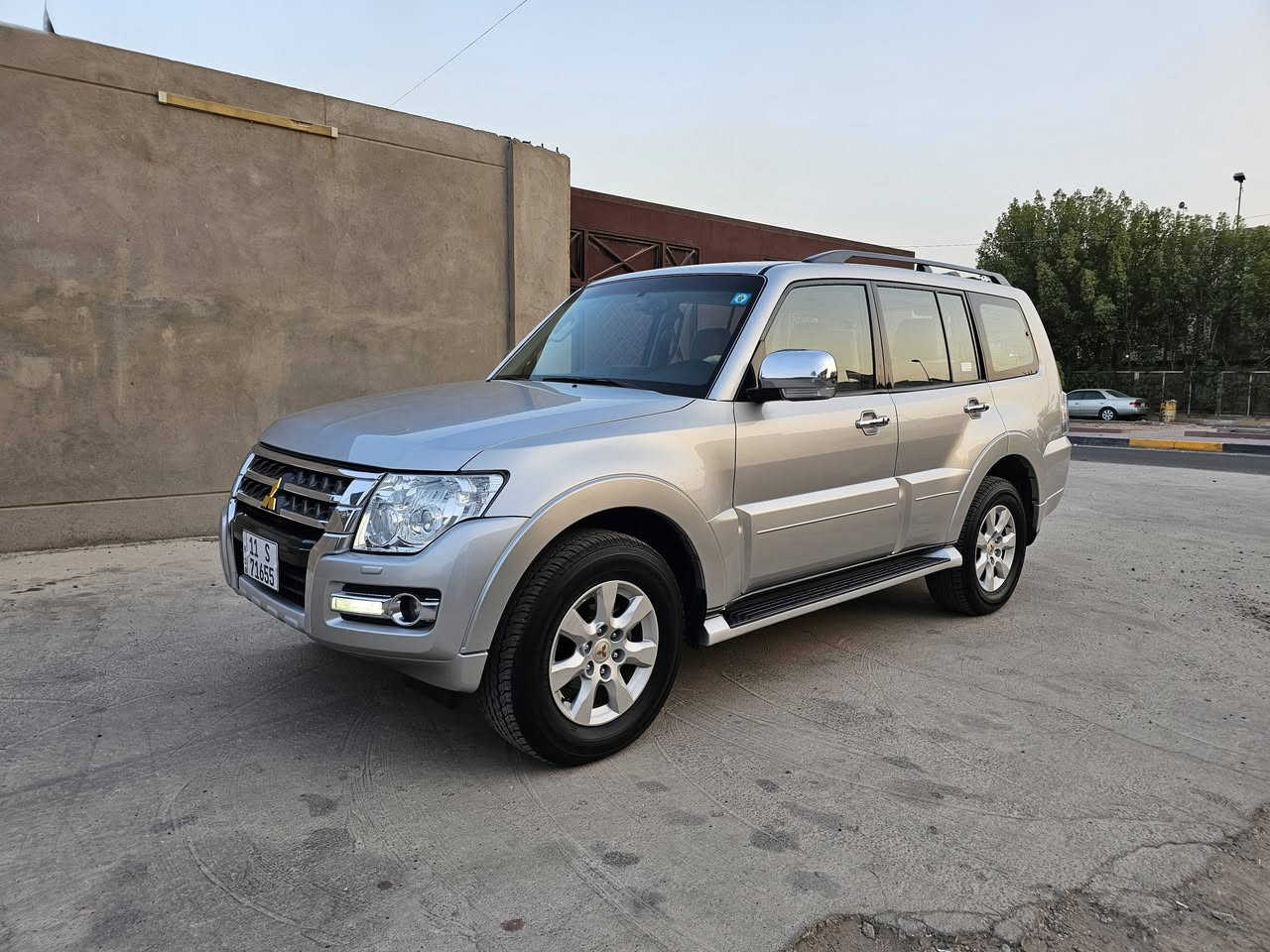 سلام عليكم
باجيرو خليجي كويتي مديل 2020 رأس الارنب رقم بغداد الدولي الجديد باسمي سنويه وهزه ورقم جديد محرك 6سلندر 3500 المرغوب دفع رباعي شاشه قلاب ام الرام كامره خلفيه زراك لايت برده خلفيه ثلاجه وسطيه حساس خلفي داخل مخمل اف وايت ثلاث قطع تبريد لد نهاري فول تحكم استيرن مانع انزاق ونحدار كروز سرعه لايت زنون عالي ناصي بلادي مري شفط كشن كهربائي رادار امامي يدات نيكل اخوان السياره عل وضع الشركه من جميع النواحي كير محرك تبريد كتلوك الشركه مع سويج احتياط مكاني بغداد سعر 218 رقمي ***********
