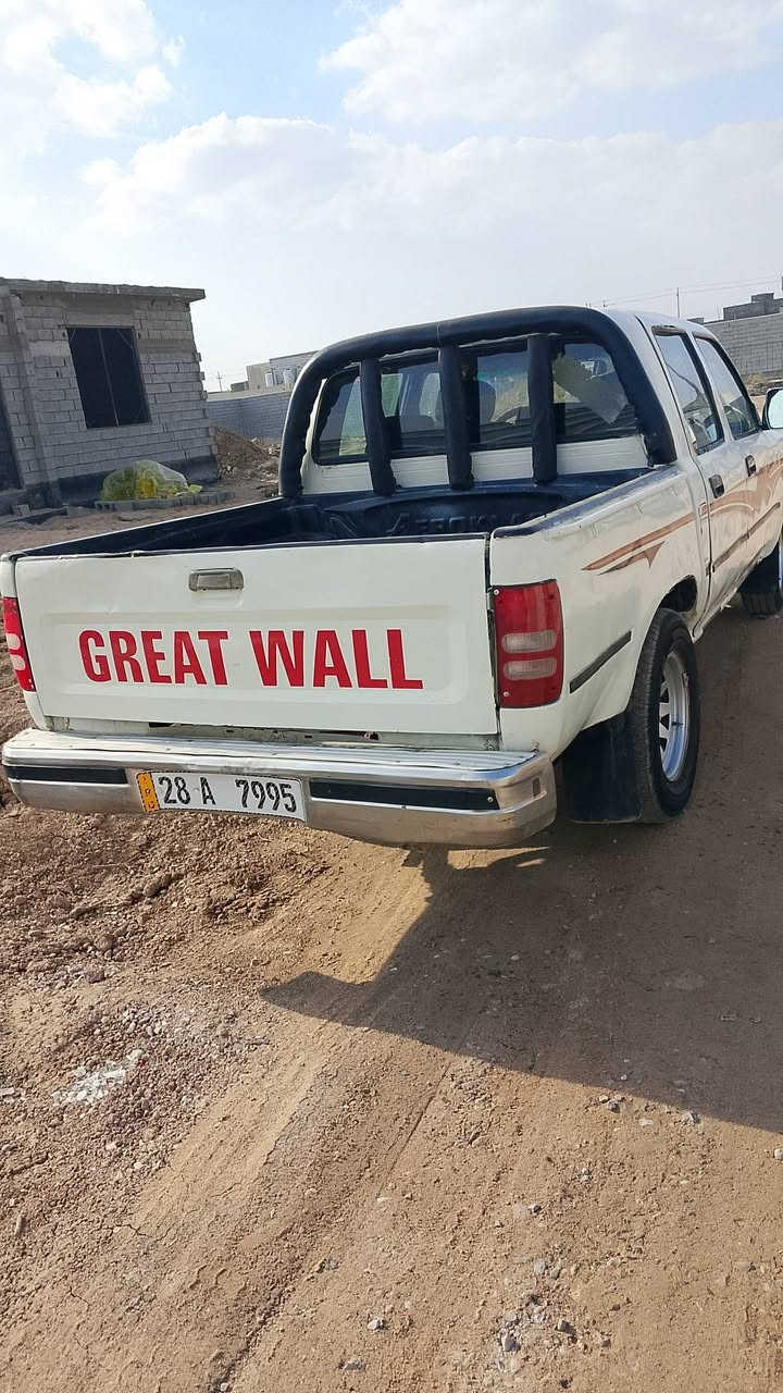 السلام عليكم سيارة كريت ويل 2006 سياره مكينه وكير وحداده كفاله السياره مصبوغه عام بسمي السياره السياره بيها ضربه بل جاملق اليمن عنواني البصره رقم *********** السعر ب30
