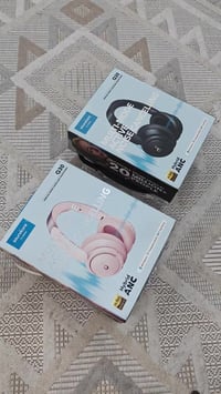 سماعات • أسود • وردي