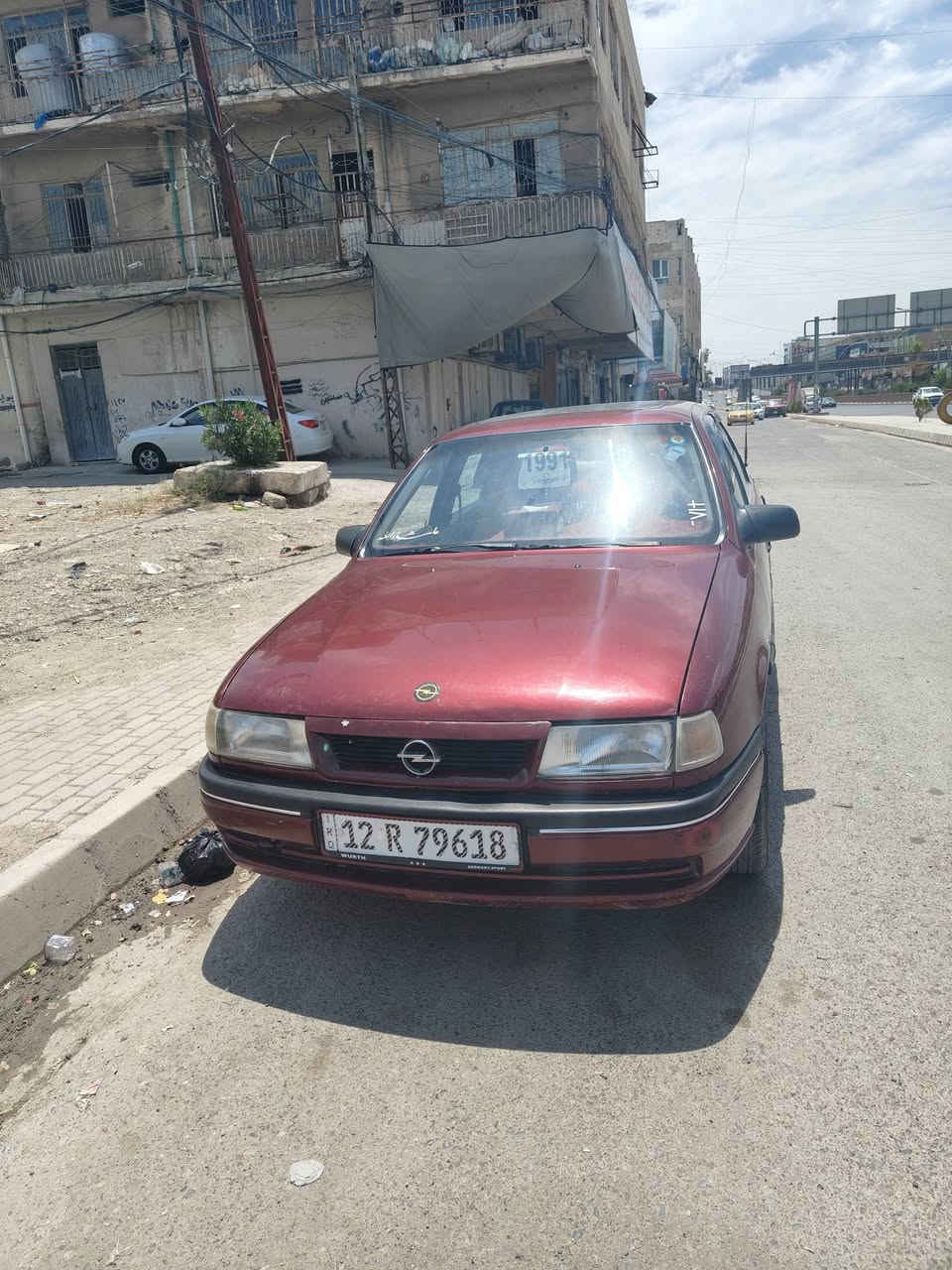 سلام عليكم اوبل فكتره موديل 92حجم 16رقم انكليزي جديد لاالفين 30بسمي  كربون بانزين اكتروني بيه كير ومحرك شرط سعر 40وبيه مجال رقم ***********/***********
