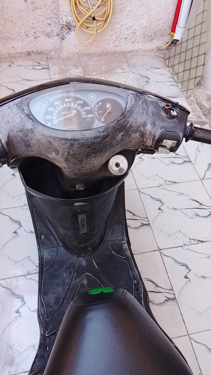 سلام عليكم بريز فحل دراجه كله كامله اي نقص مابيه محرك شوفت عينك مامفتوح شلعا شك الكاع معدل محرك ناعم حلو عالي ناصي سلف هندر اشاير دشبول كله شغال اي نقص مابيه بكاني شعب ***********
