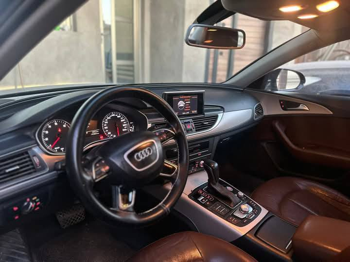 اودي A6موديل 2016 محرك 2000تيربو خليجي ماشية 134كيلو محرك كير مكفولة بدون اي حادث فقط صبغ بدون معجون  مكان بغداد شارع فلسطين ***********
