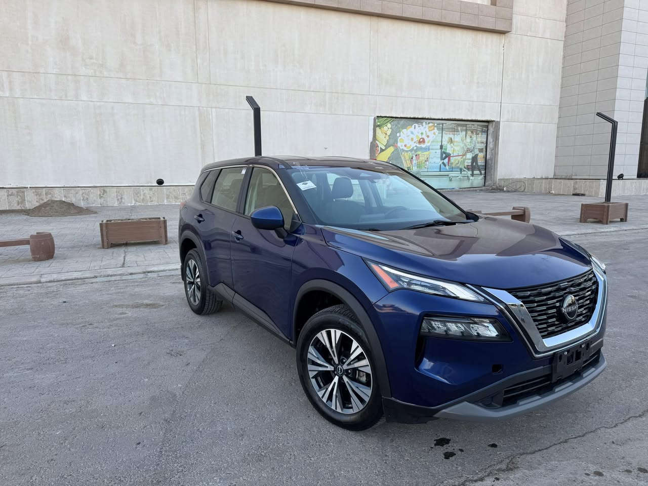 2023 𝐍𝐈𝐒𝐒𝐀𝐍 𝐑𝐎𝐆𝐔𝐄-𝐒v,awd
نيسان روك موديل : 2023

عداد المسافة : 40 الف

اللوان : ازرق چويتي 

حجم المحرك :  (3) سلندر ,1500تيربو

المواصفات : Sv-AWD

دةبل اكسل AWD

‏‎بصمة ابواب 

‏‎بصمة تشغيل 

شاشة ايباد

‏‎كاميرا

هاند بريك بصمة

اوتو هولد :    Auto Hold

اوتو ستارات : Auto Stard 

اوتو ستارات : Auto Stop‎

رادار امامي (تحديد مسار)

‏‎رادار جانبي (نقاط عمياء)

‏‎رادار خلفي (التحذير من الاصطدام)

‏‎حساسات خلفي

نظام : OFF-ROAD

نظام : SHOW

نظام : ECO

نظام : AUTO

نظام : SPORT

كشنات هيتر

ستيرين هيتر

تحكيم ستيرين

تبريد لمس

تبريد مركزي

لايتات ليد زينون 

بكلايتات LED

ويل كروم

‏‎تفاصيل اكثر الاتصال علی ارقام التاليه 

‏WhatsApp 

السعر 153

☎️ ***********

عنوان📍الانبار _ الفلوجة
