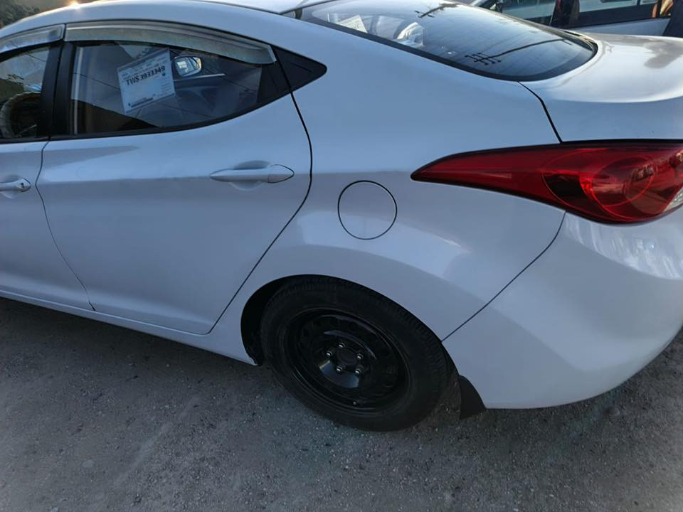 النتره خليجي ٢٠١٣ رقم اربيل الدولي بيها جاملغ يسره ربع باب السايق بدون دواخل سعر ١١٠فول مواصات. عد البصمه 
هاتف ***********
